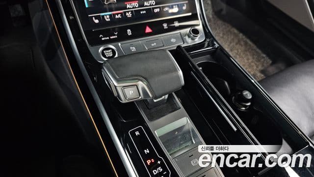 Audi A8 2021 — ფოტო 9/20