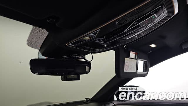 Audi A8 2021 — Photo 26/38