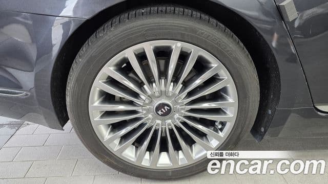 Kia The K9 2019 — фото 5 из 20