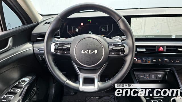 Kia K5 2025 — Фото 14/20