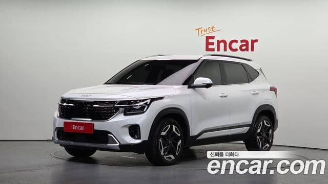 Kia Seltos 2023 — ფოტო 1/20