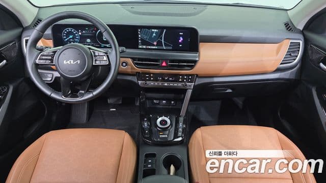 Kia Seltos 2023 — ფოტო 7/20