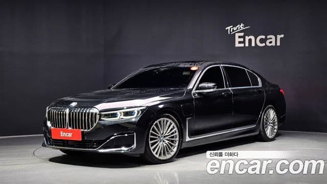 BMW 7 Series 2020 — ფოტო 9/20