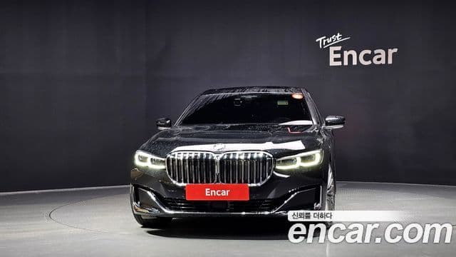BMW 7 Series 2020 — ფოტო 2/20