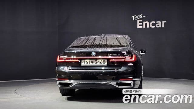 BMW 7 Series 2020 — Photo 7/20