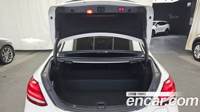 Mercedes-Benz E-Class 2020 — Şəkil 20/20