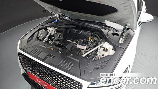 Genesis GV70 2021 — ფოტო 6/20