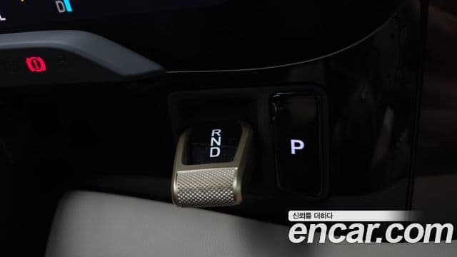 Porsche Taycan 2023 — Şəkil 4/20