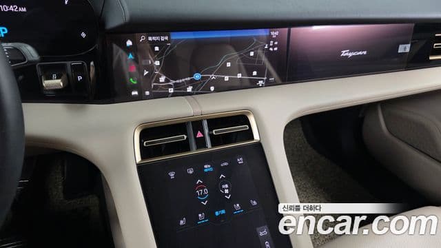 Porsche Taycan 2023 — Şəkil 14/20