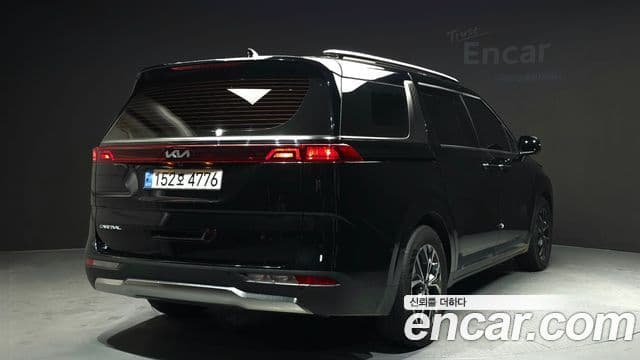 Kia Carnival 2022 — Фото 2/20