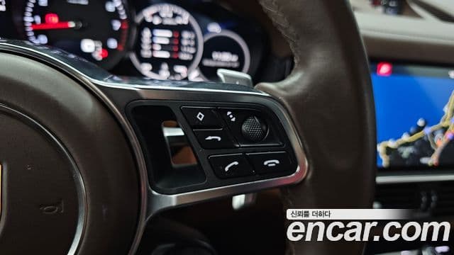 Porsche Cayenne 2019 — Photo 3/32