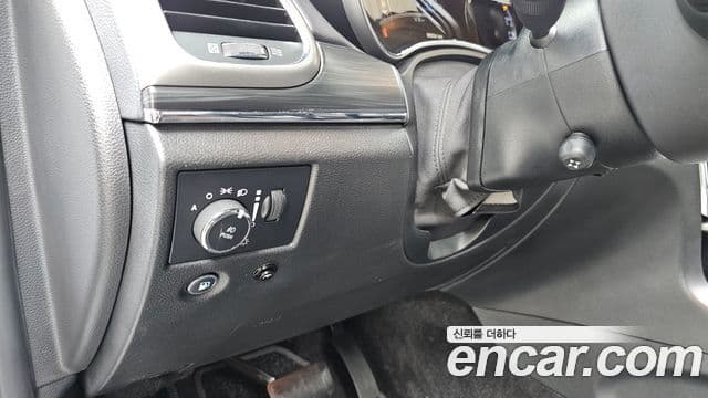 Jeep Grand Cherokee 2019 — Photo 15/31