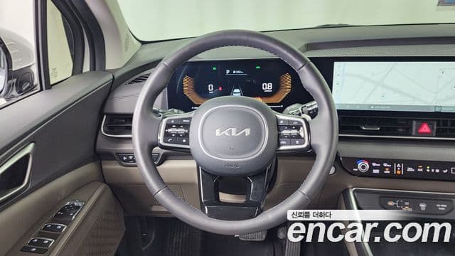 Kia Carnival 2024 — ფოტო 13/20