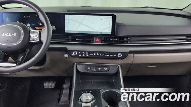 Kia Carnival 2024 — ფოტო 14/20