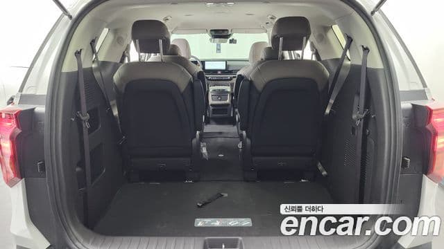 Kia Carnival 2024 — ფოტო 20/20