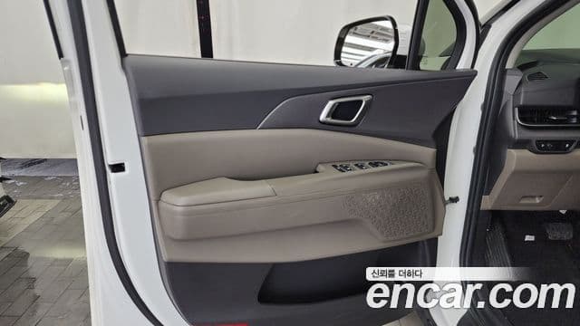 Kia Carnival 2024 — Photo 6/30