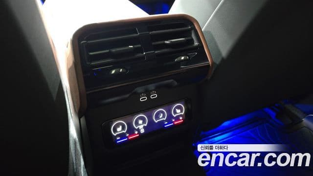 BMW 5 Series 2024 — фото 20 из 20