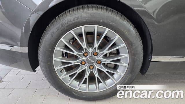 Genesis Electrified G80 2022 — фото 5 из 20
