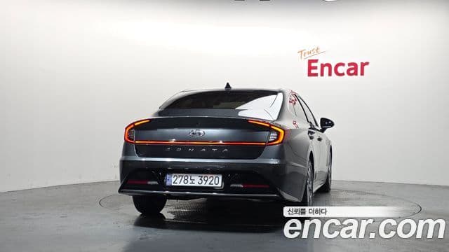Hyundai Sonata 2022 — ფოტო 3/20