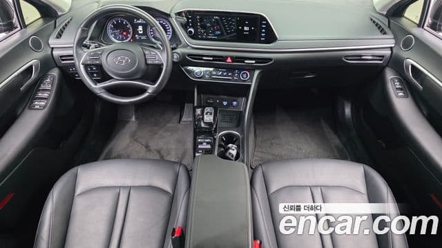 Hyundai Sonata 2022 — ფოტო 6/20