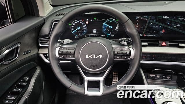 Kia Sportage 2022 — ფოტო 13/20