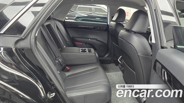 Hyundai Grandeur 2023 — ფოტო 11/20