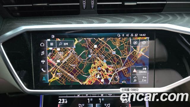 Audi A6 2022 — Şəkil 14/20