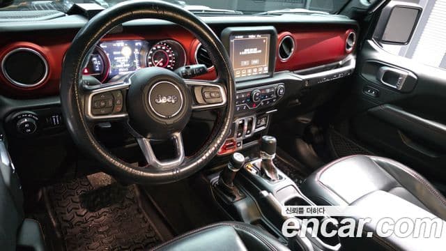 Jeep Wrangler 2020 — Şəkil 7/20