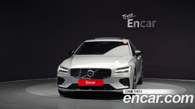 Volvo S60 2022 — Şəkil 3/20