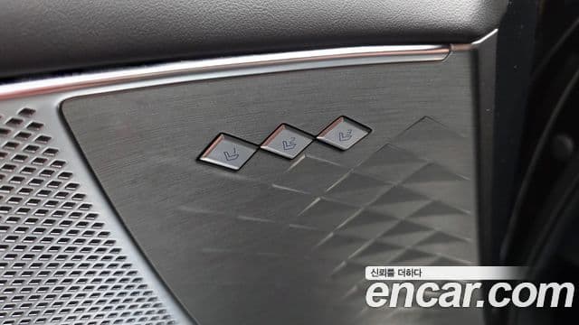 Kia K8 2023 — Photo 34/37