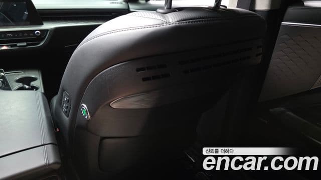 Kia K8 2023 — Photo 11/37