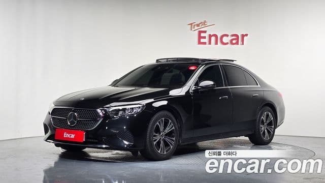 Mercedes-Benz E-Class 2025 — Фото 1/20