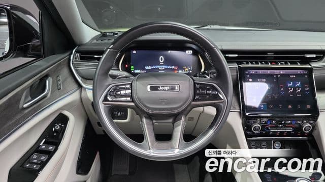 Jeep Grand Cherokee 2021 — Şəkil 13/20