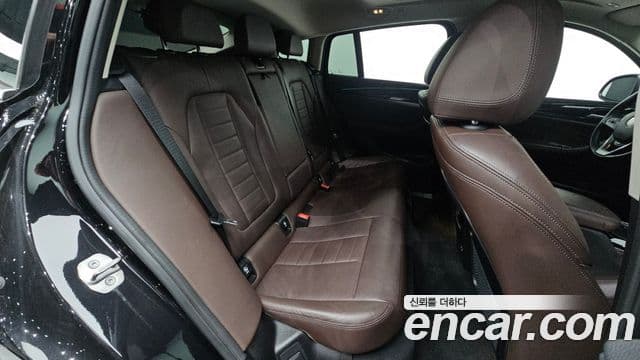 BMW X4 2022 — Şəkil 33/37