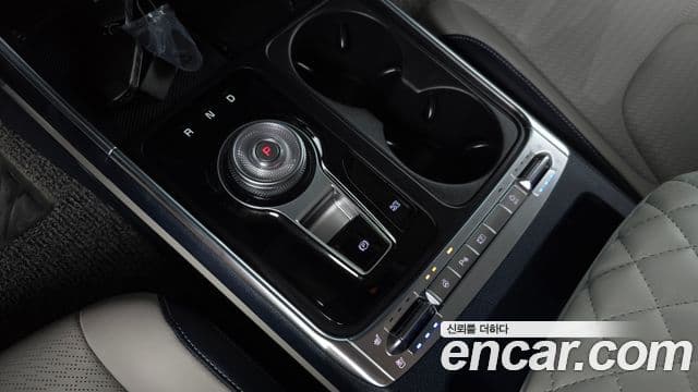 Kia Carnival 2025 — Şəkil 9/20