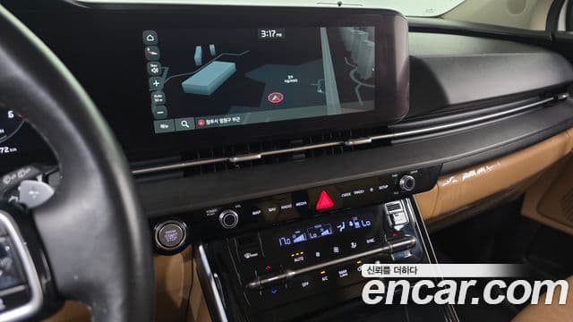 Kia Carnival 2021 — Фото 12/20