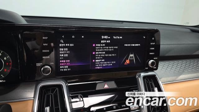 Kia Sorento 2022 — Фото 15/20