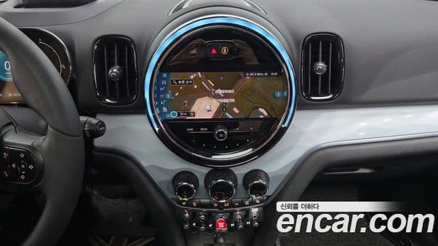 Mini Cooper S Countryman 2023 — ფოტო 13/20