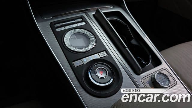Genesis GV80 2022 — фото 9 из 20