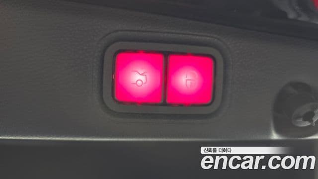 Mercedes-Benz E-Class 2018 — Şəkil 17/20