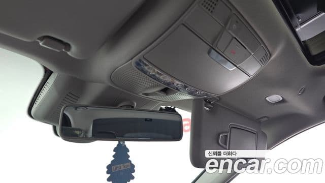 Mercedes-Benz E-Class 2018 — Şəkil 19/20
