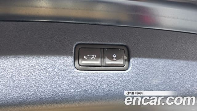 Genesis GV80 2022 — ფოტო 42/46