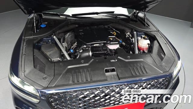 Genesis GV70 2021 — ფოტო 6/20