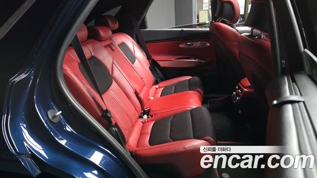 Genesis GV70 2021 — ფოტო 12/20