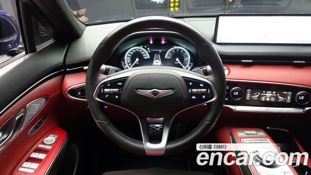 Genesis GV70 2021 — ფოტო 13/20
