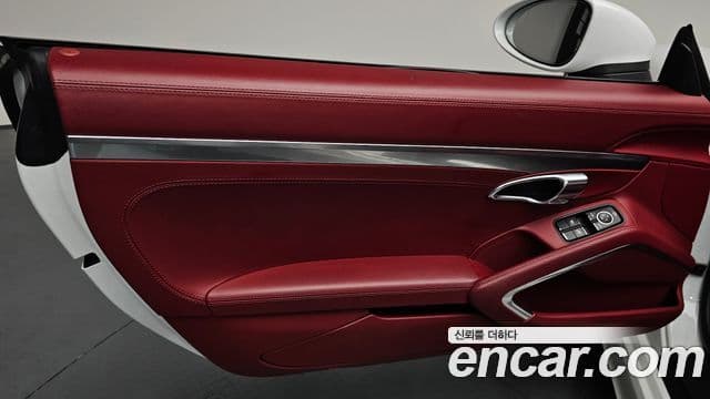 Porsche 718 Boxster 2019 — ფოტო 15/33