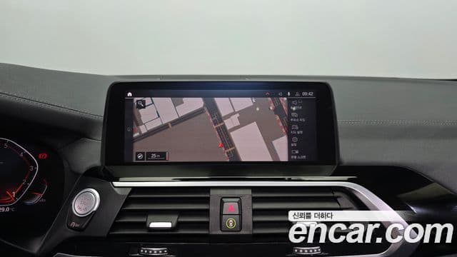 BMW X4 2020 — ფოტო 32/33