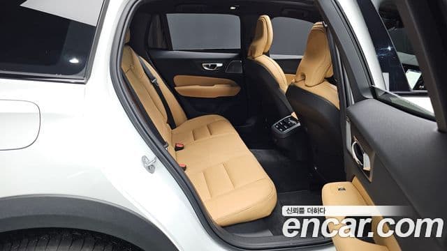 Volvo V60 Cross Country 2025 — ფოტო 11/20