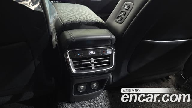 Kia K8 2022 — ფოტო 26/36