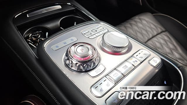 Genesis G90 2023 — Şəkil 8/20